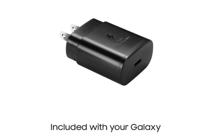 A Samsung törölte a reklámot, amiben az Apple-t trollkodta a kihagyott töltő miatt