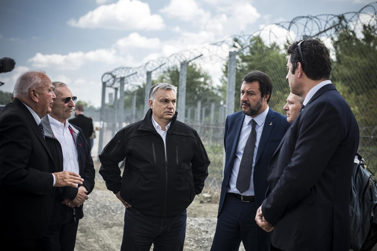 Bajor szövetségese bírálta Orbánt, amiért Salvinit fogadja