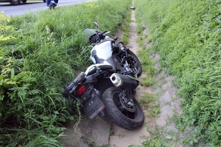 Hat év börtönre ítéltek egy bekokainozott autóst, aki miatt árokfalnak csapódott és meghalt egy motoros