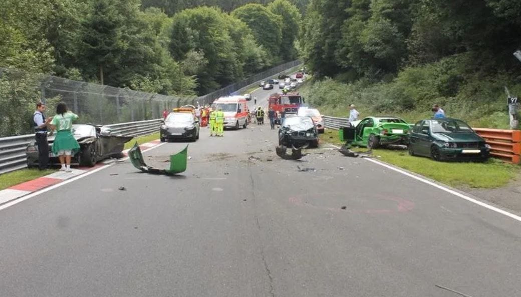 Halálos balesettel és hét sérülttel ért véget egy nürburgringi pályanap
