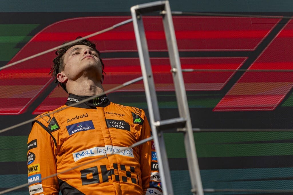 Döntött a McLaren, Norris a kedvezményezett a szezon végéig