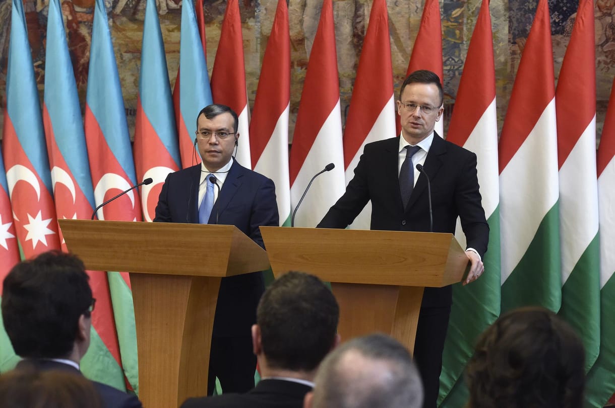 Szijjártó: Három év múlva már Azerbajdzsánból is jöhet gáz