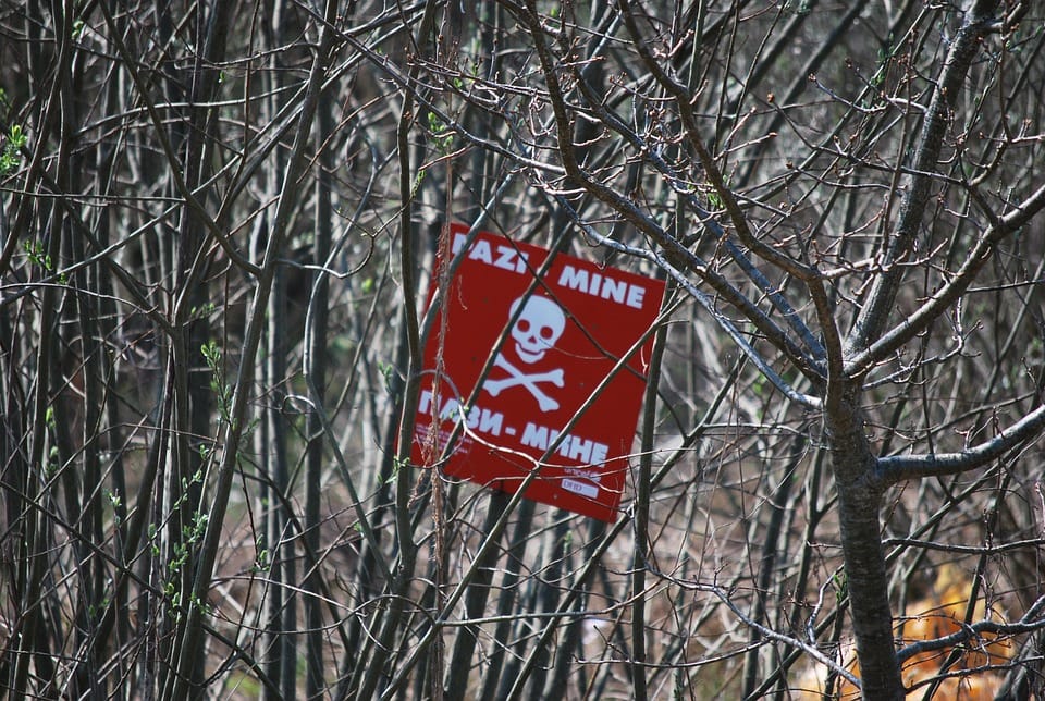 Megdöbbentek emberi jogi szervezetek azon, hogy Amerika taposóaknákat küld Ukrajnának