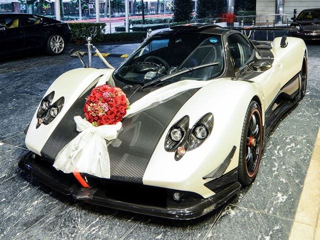 Pagani Zonda: a világ legvagányabb esküvői autója - fotók