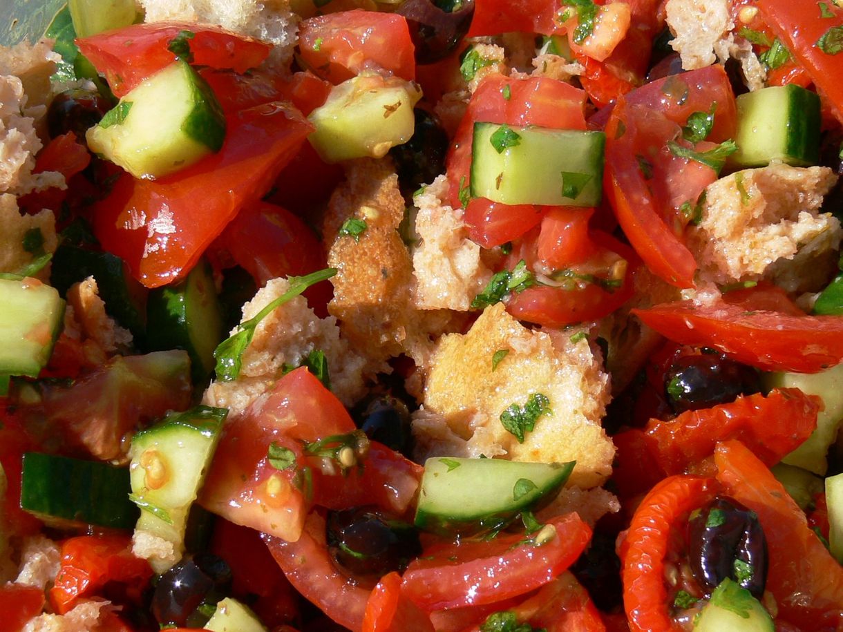 Mire jó a száraz kenyér, szikkadt kifli? – recept