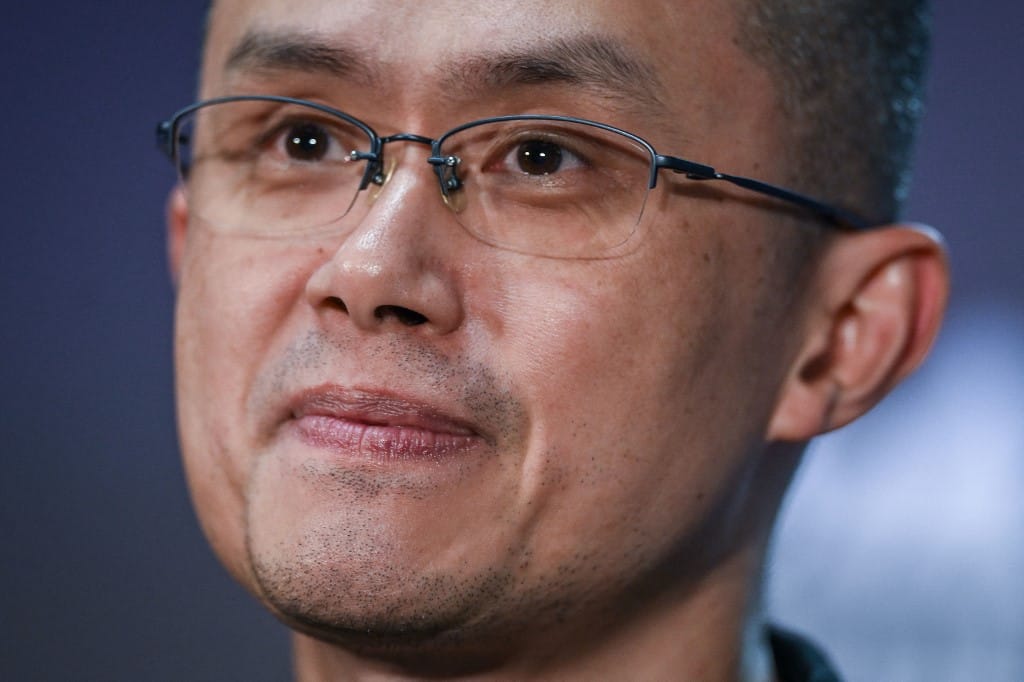 Bűnösnek vallja magát és lemond a Binance vezére
