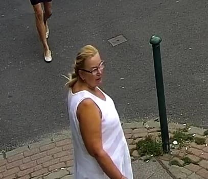 Azt ígérte, leveszi a rontást, ehelyett százezreket csalt ki az idős nőtől