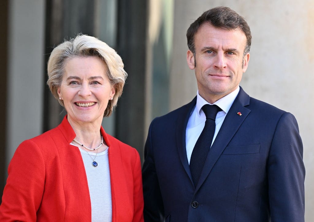 Macron és Von der Leyen Kínában tárgyal, de ez nem mindenkinek tetszik
