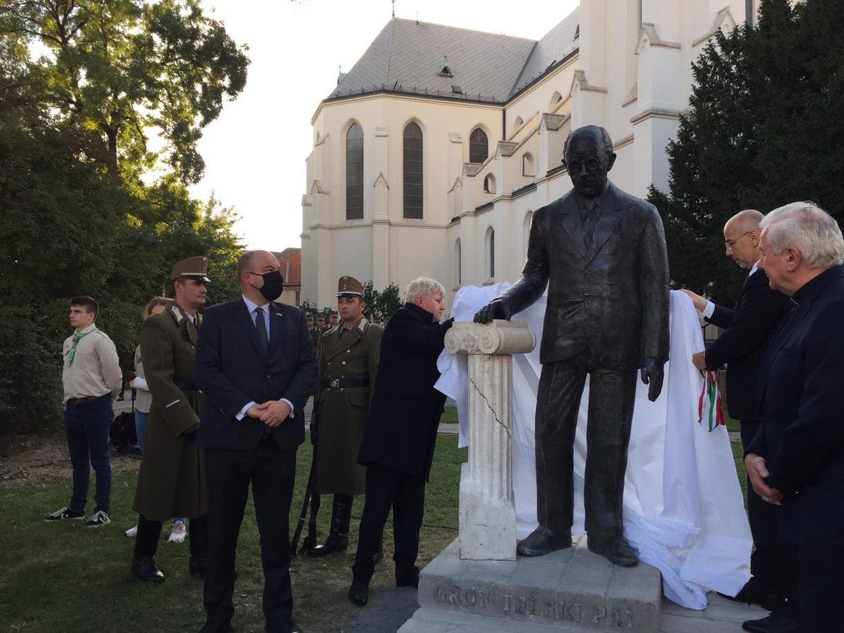 Az ideológia a fontos, nem az esztétika - szaporodó kurzusszobrok a köztereken