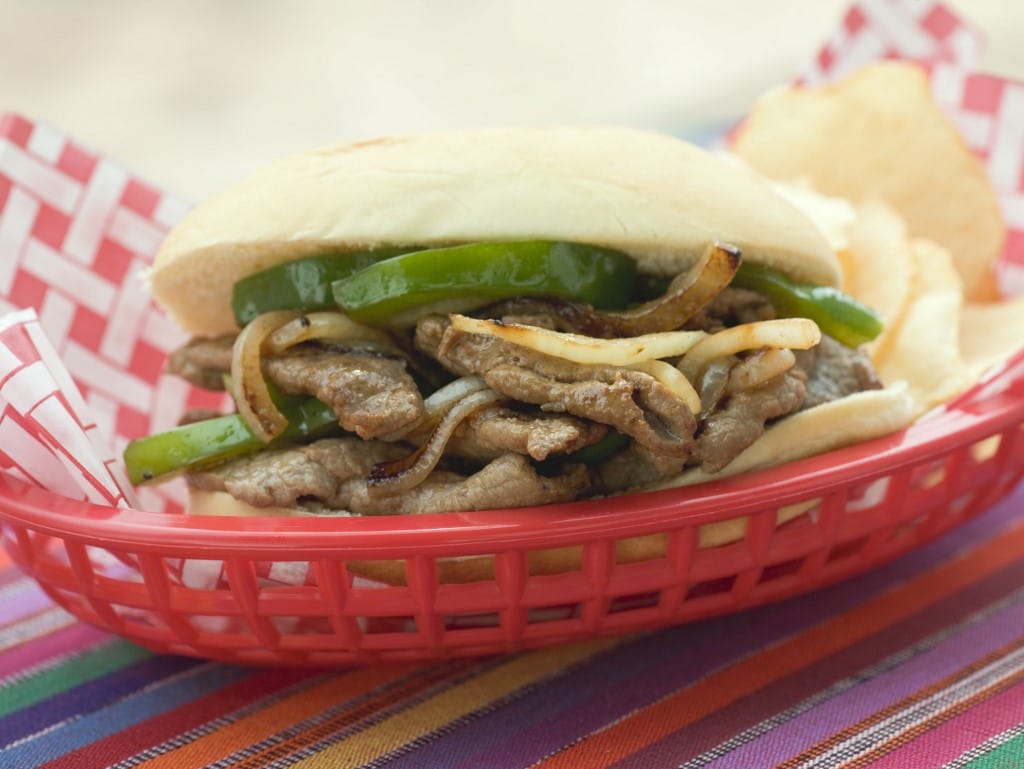 Ételfutár helyett rendőr vitte házhoz a kebabot