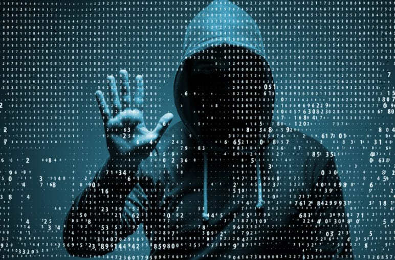 Pszichiátriai vizsgálatra küldik a csehek által Amerikának kiadott orosz hackert