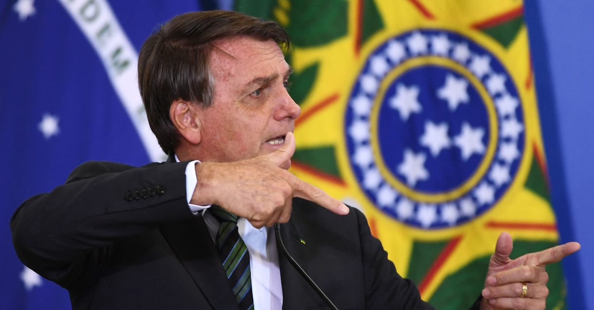 Nem hordott maszkot a brazil elnök, megint megbírságolták