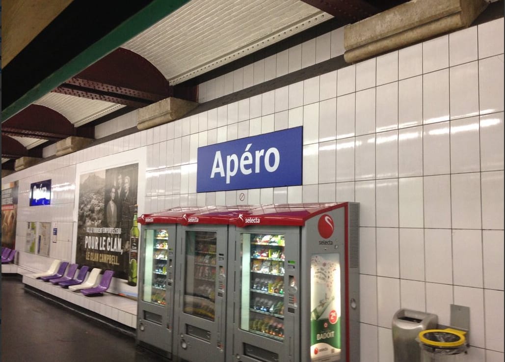 Így szívatták meg április elsején a párizsi metró utasait