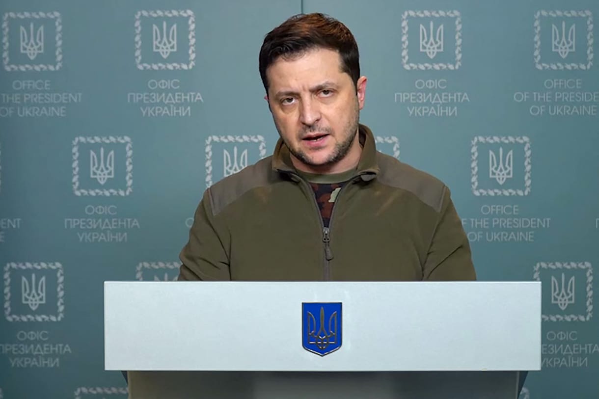 „Senki nem fog bennünket megtörni, erősek vagyunk, ukránok vagyunk” – mondta Zelenszkij elnök az EP-képviselőknek