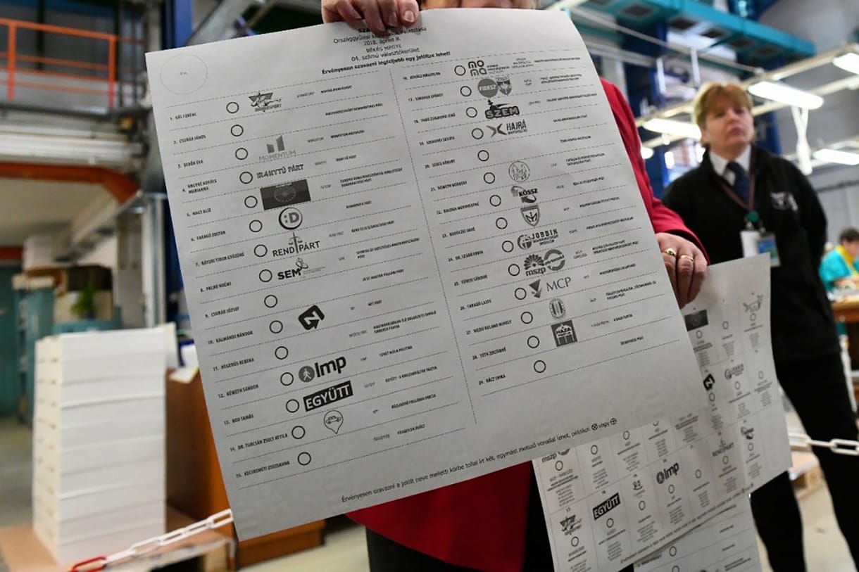 111 büntetőeljárás indult a választási ajánlások hamisítása miatt