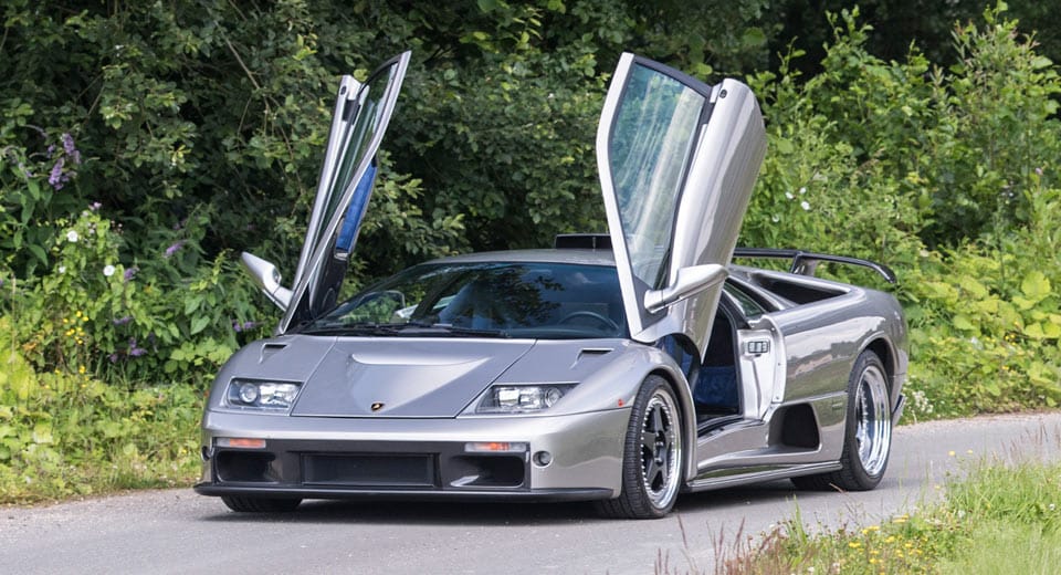 Eladó a ’90-es évek legkívánatosabb Lamborghinije