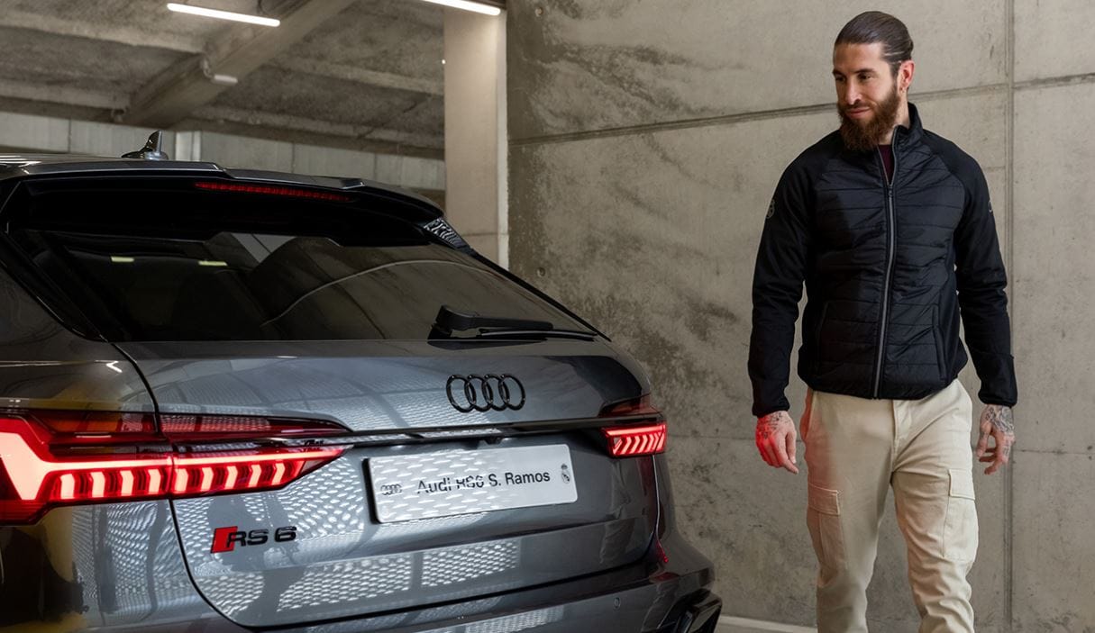 Megkapták céges autóikat a Real Madrid játékosai, Benzema volt a legszerényebb