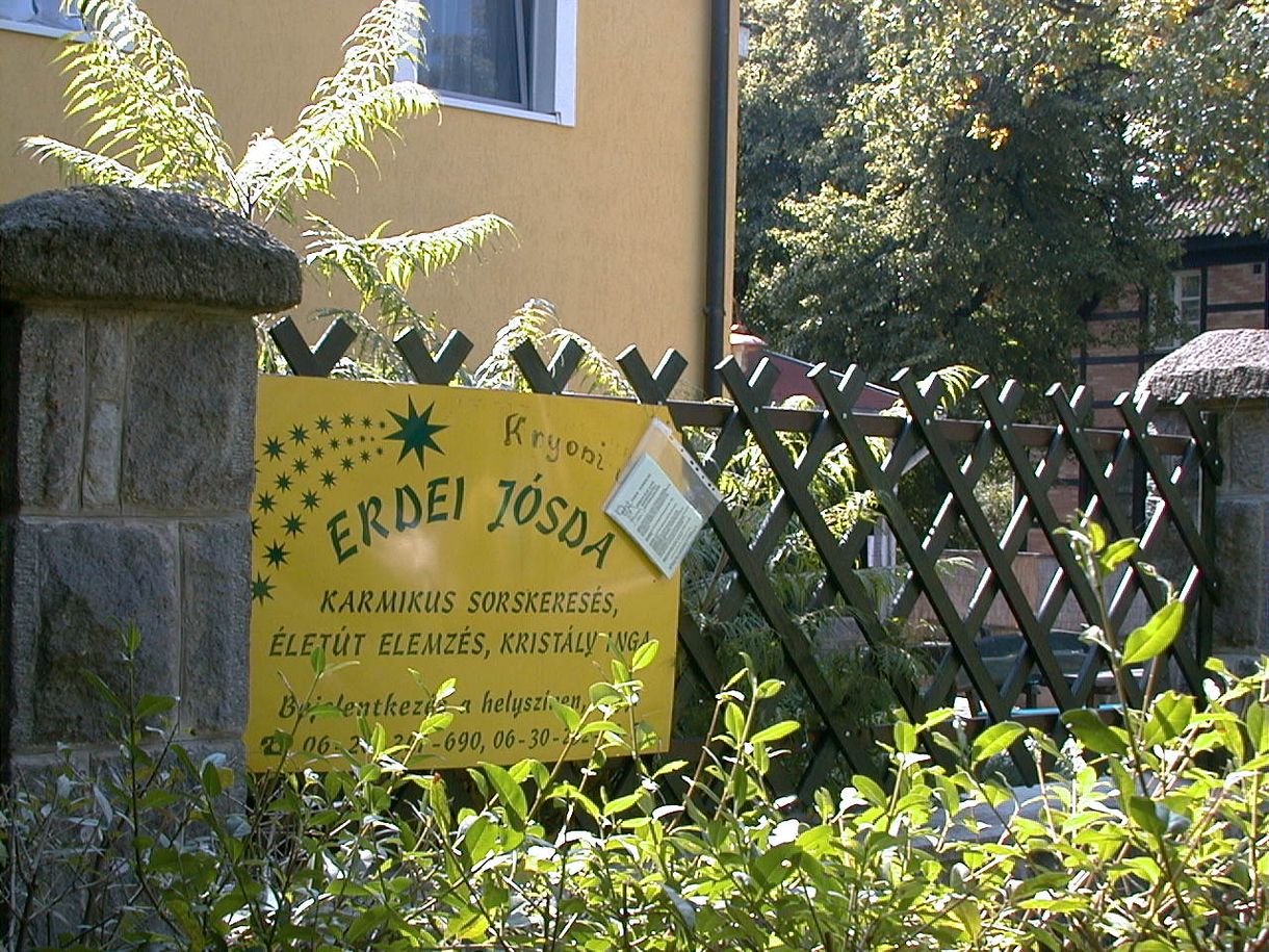 Pogány tanok terjesztőit támogatja a „keresztény” kormány?