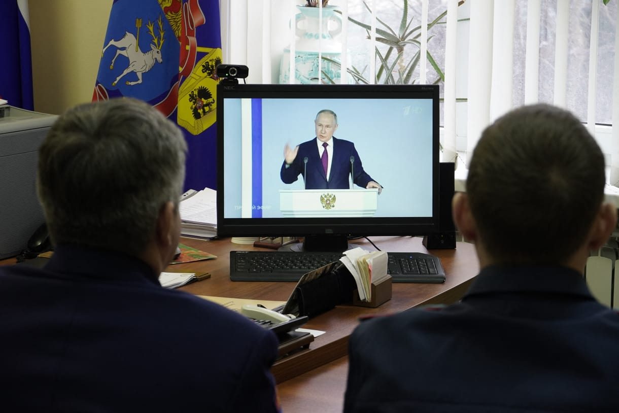 Ahogy elmaradnak a harctéri sikerek, úgy durvul az orosz állami propaganda