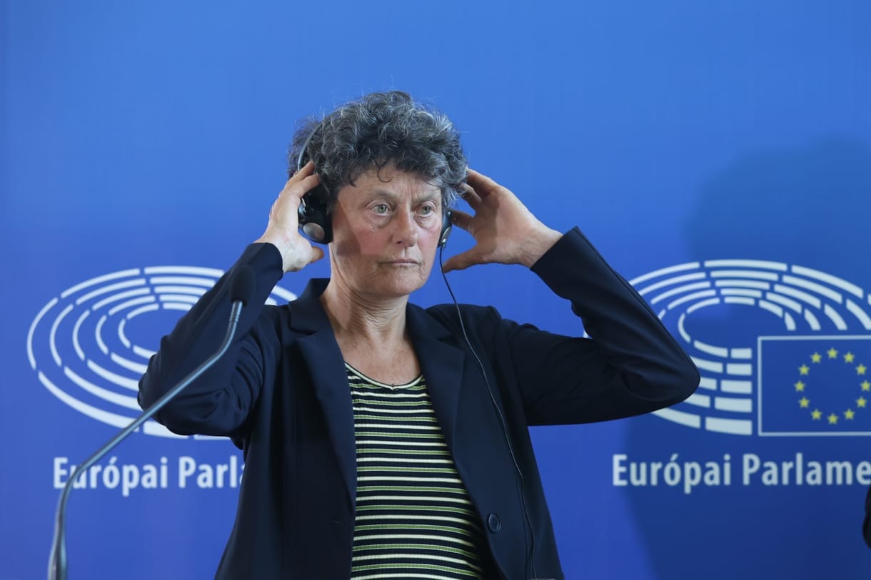 Már szerdán sürgős vitát tarthat az EP a magyar „átláthatósági” törvényről