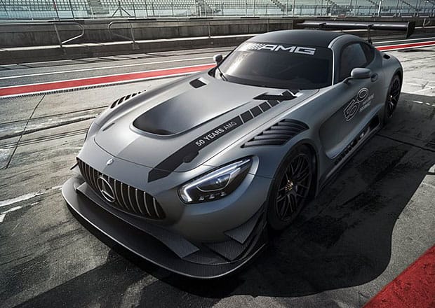 Ennyi kis morcosítás még jót tett a Mercedes-AMG GT versenyváltozatának