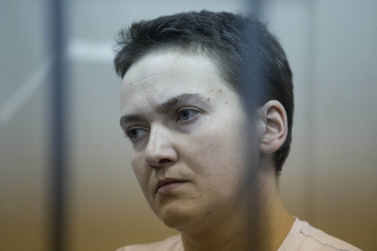 Fogolycserével szabadult az ukrán helikopterpilóta