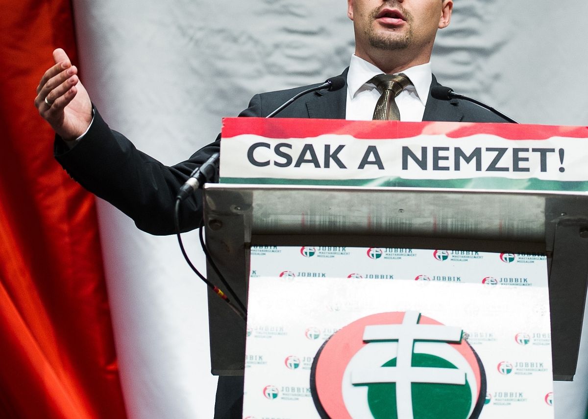 „Az ország az első