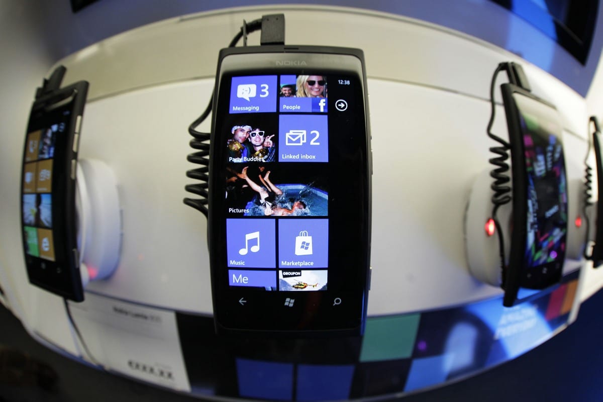 SIM-kártyacsata: a Nokia az Apple ellen