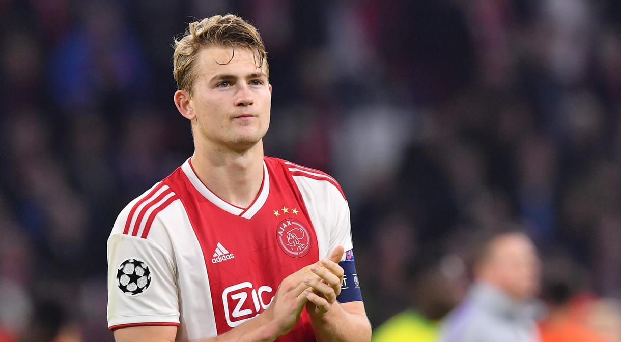 De Ligt végre a Juventusé
