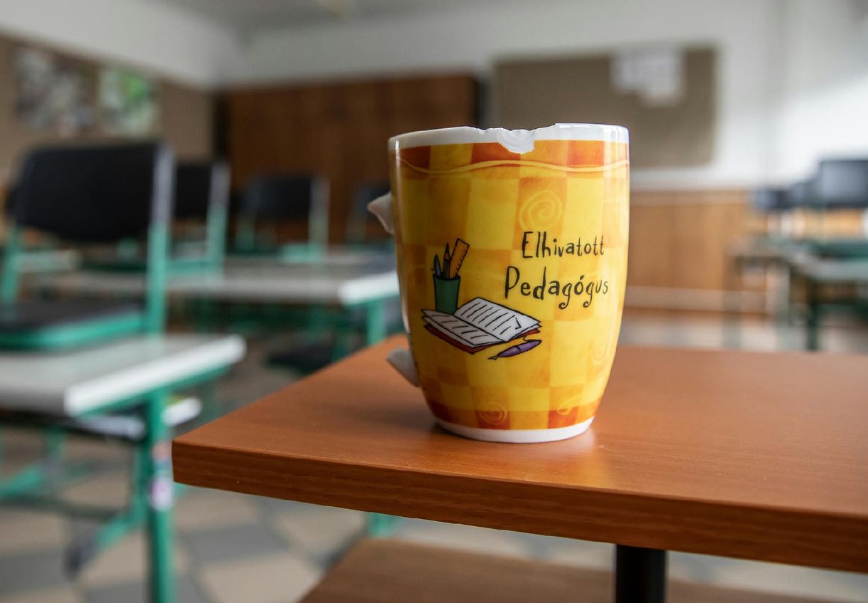 Tízezer pedagógus végezte már el a Pintér által előírt képzést, 27-en nem mentek át az azt lezáró vizsgán