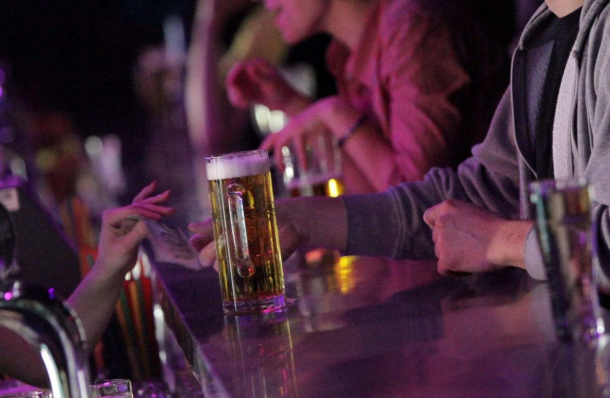 Betiltották az utcai alkoholfogyasztást Mezőkovácsházán