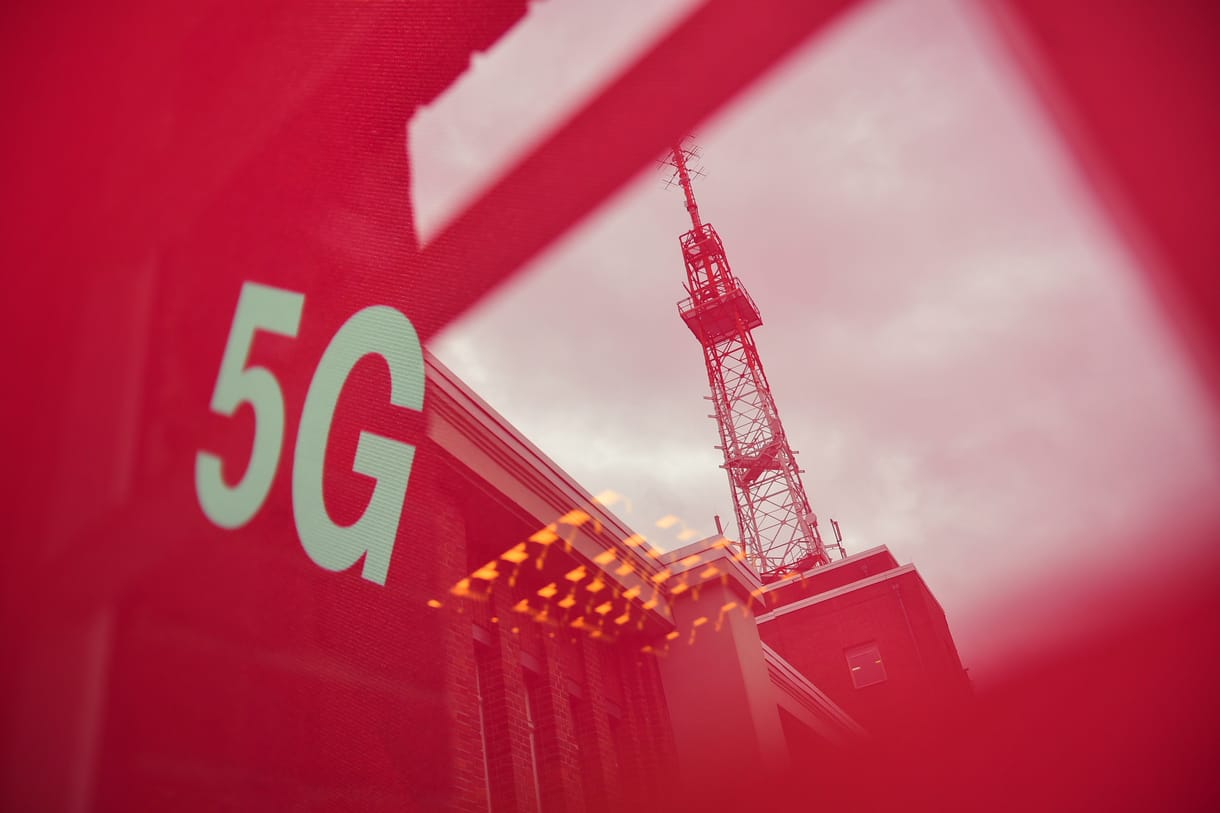 Indul az 5G-csata: Európában esnek egymásnak a kínai mobilgyártók