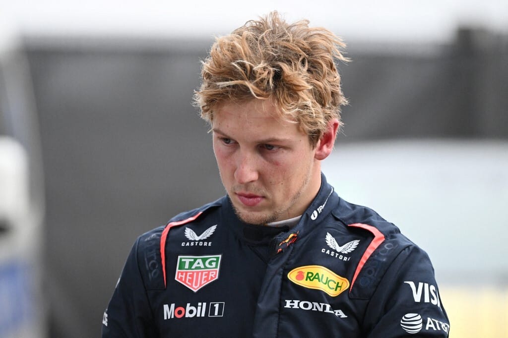 Hivatalos: azonnali hatállyal lecserélte Liam Lawsont a Red Bull