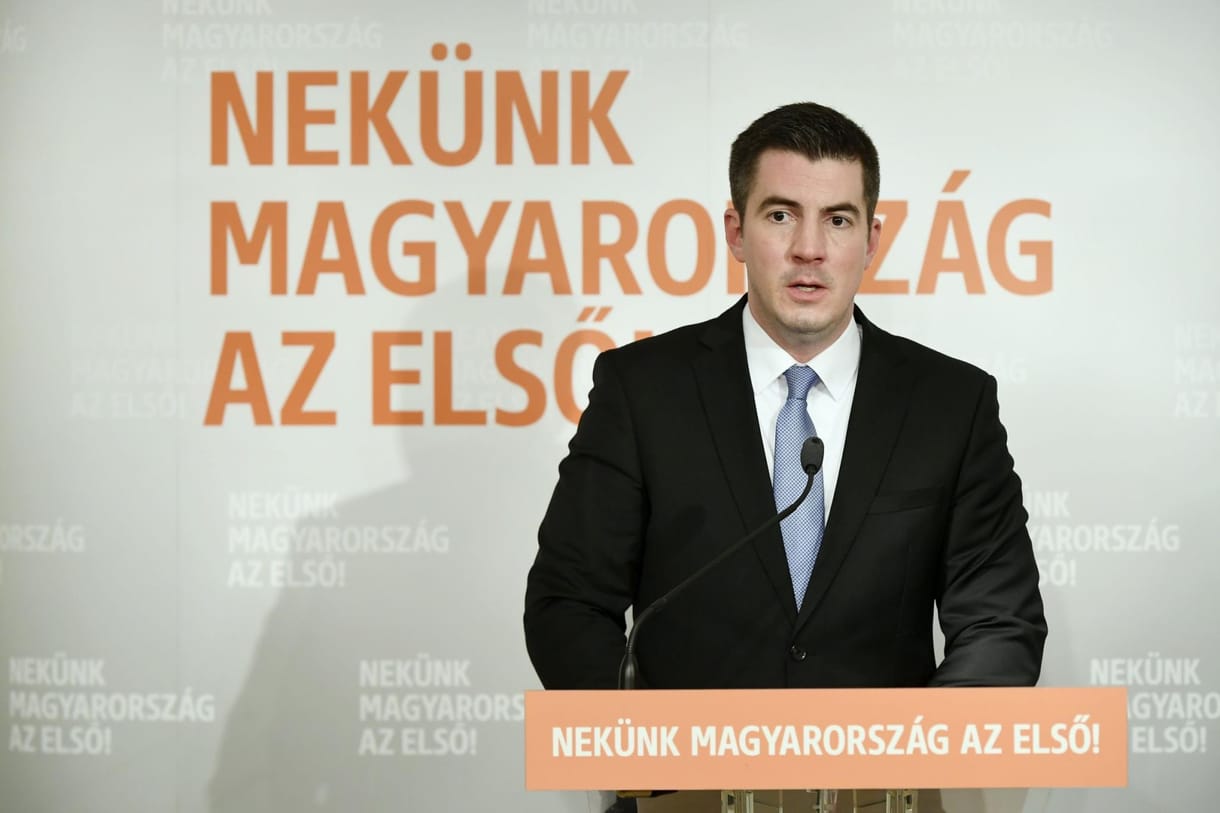Kocsis Máté ingyenes zuglói parkolást követel