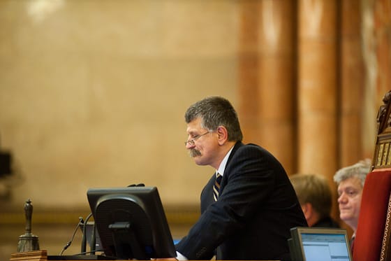 Román ellenzékiek bírálják Kövér marosvásárhelyi beszédét