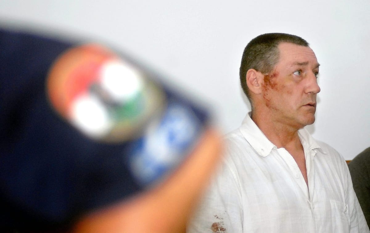 Alig került le Eszes Tamás kezéről a bilincs, elvitte a NAV