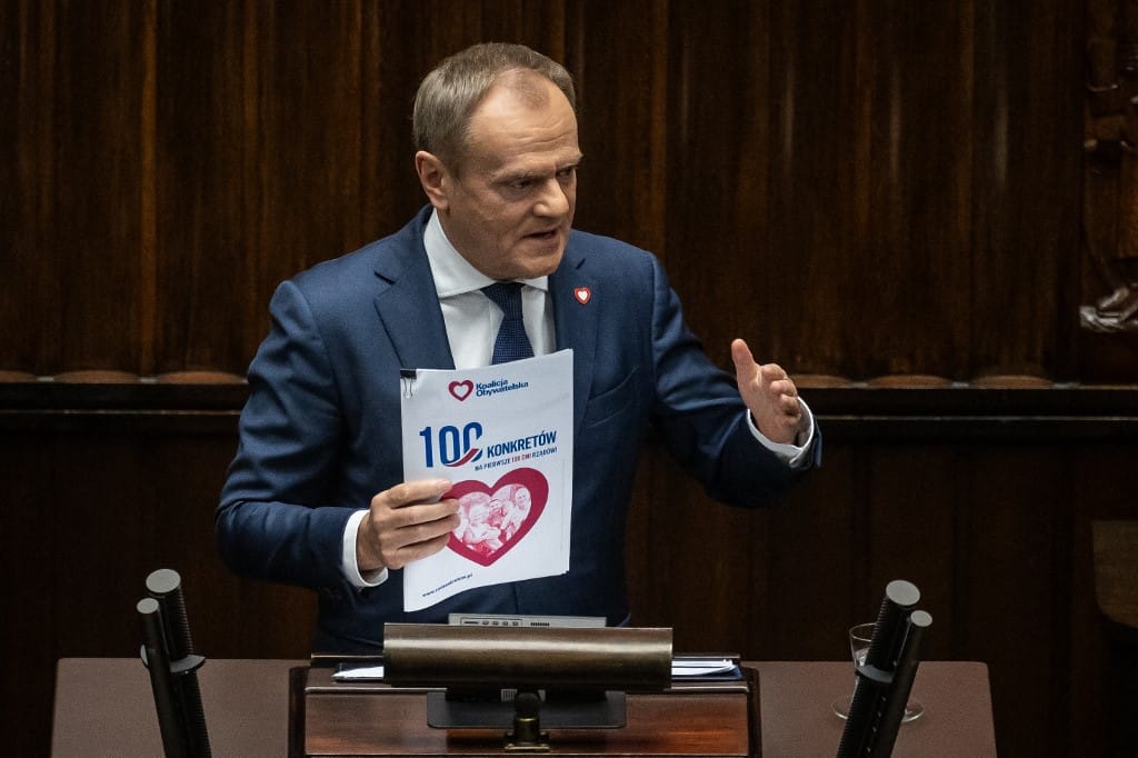 Donald Tusk átalakította kormányát