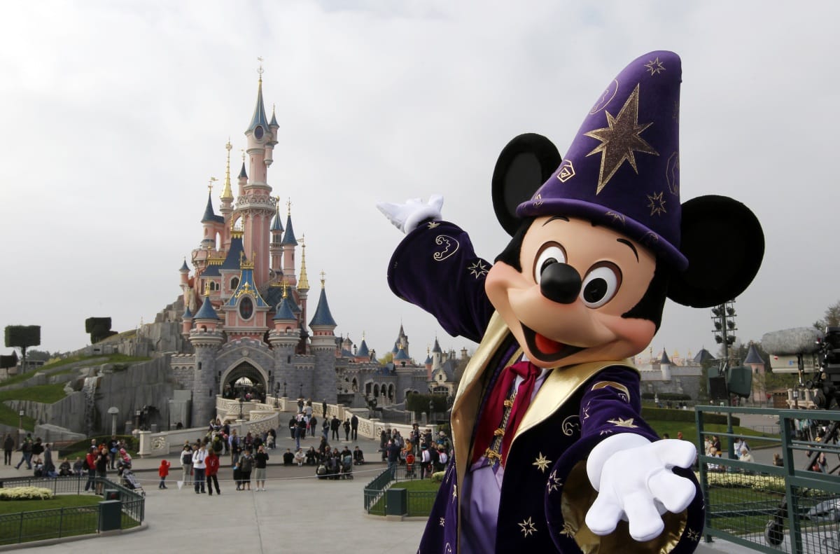 Nagy bajban a párizsi Disneyland