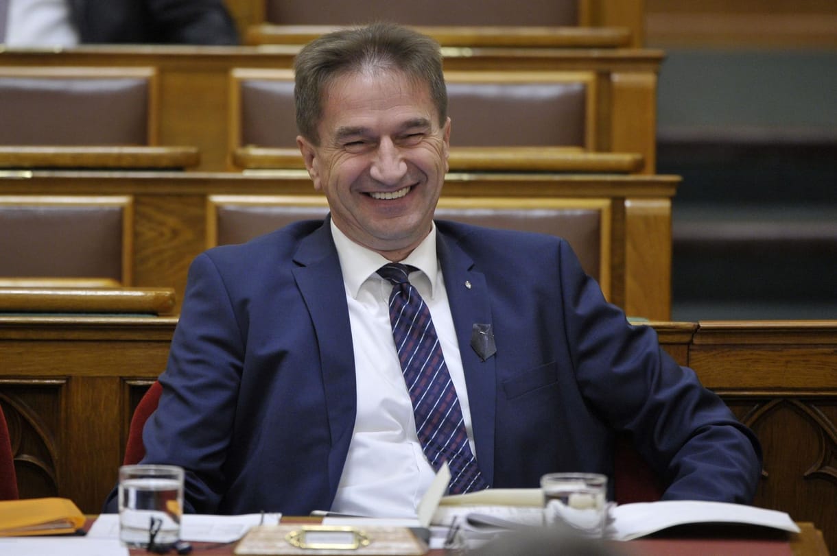 Völner államtitkár kiakadt az NVB döntésén Czeglédy-ügyben