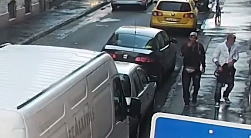 Béna táskatolvajokat keresnek Józsefvárosban – videó