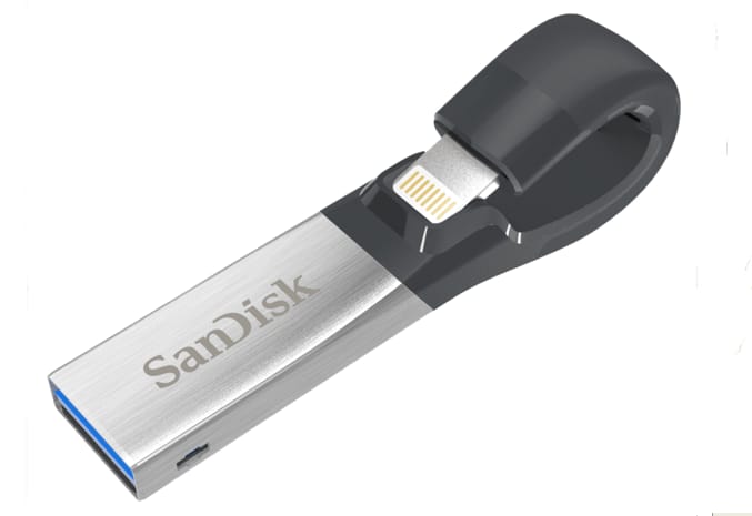 Itt a SanDisk különleges USB flash tárolója iPhone-hoz