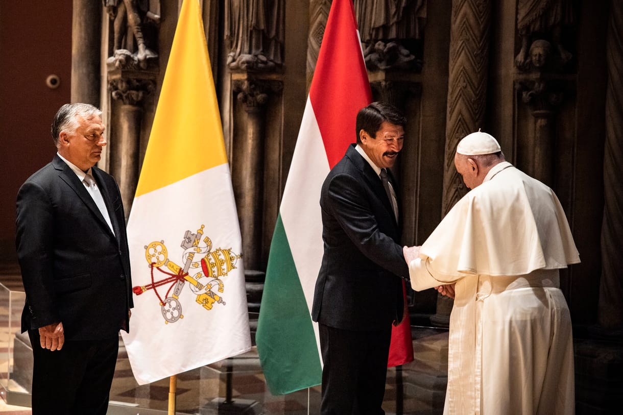 Áder János elmondta, miről beszélgettek Ferenc pápával