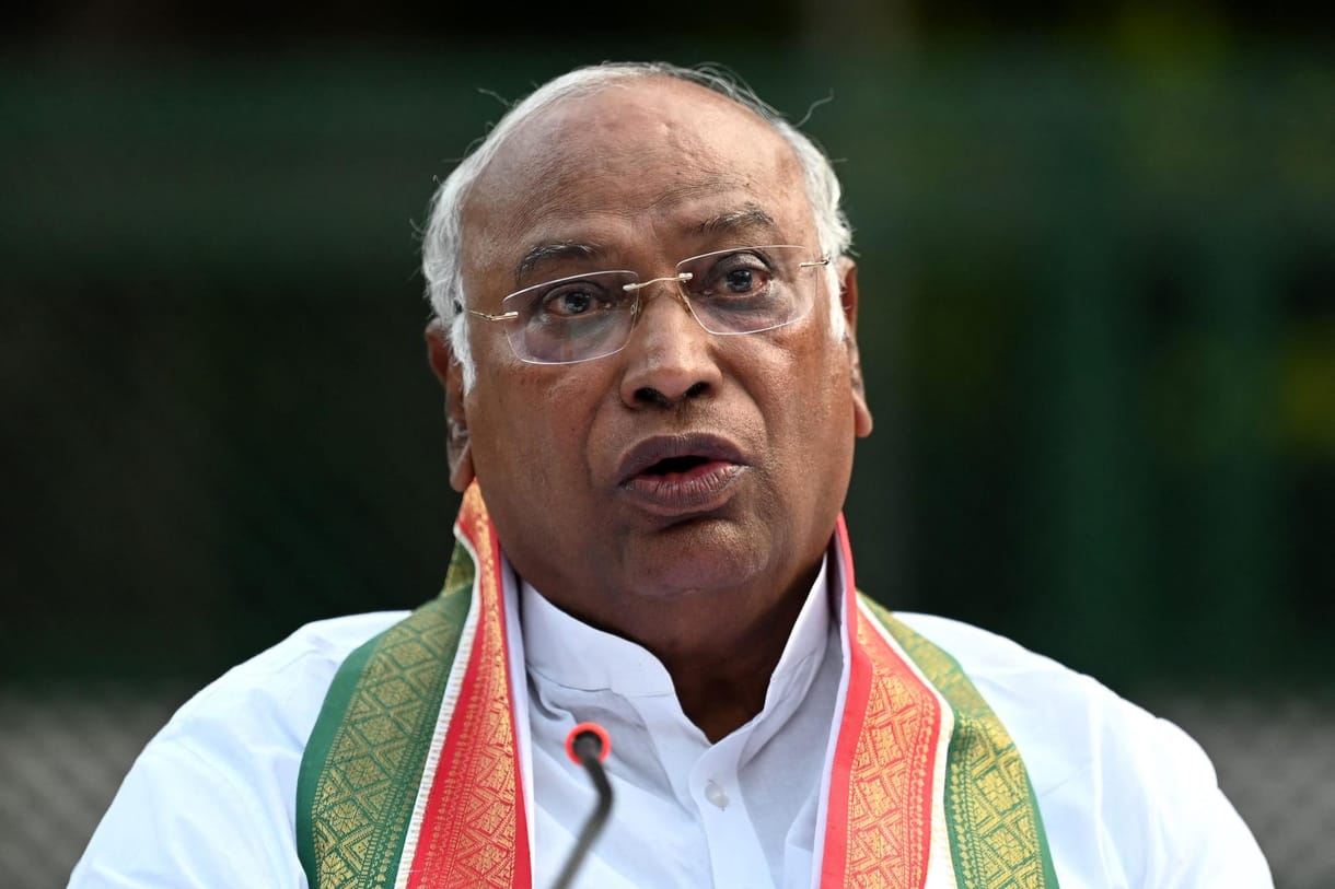 Először irányítja az érinthetetlenek kasztjához tartozó politikus a Gandhi-Nehru család pártját 