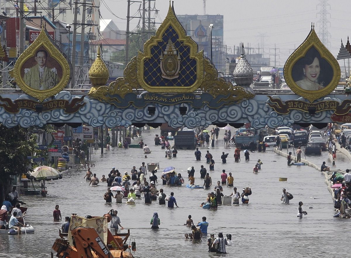 Még nincs víz alatt Bangkok belvárosa