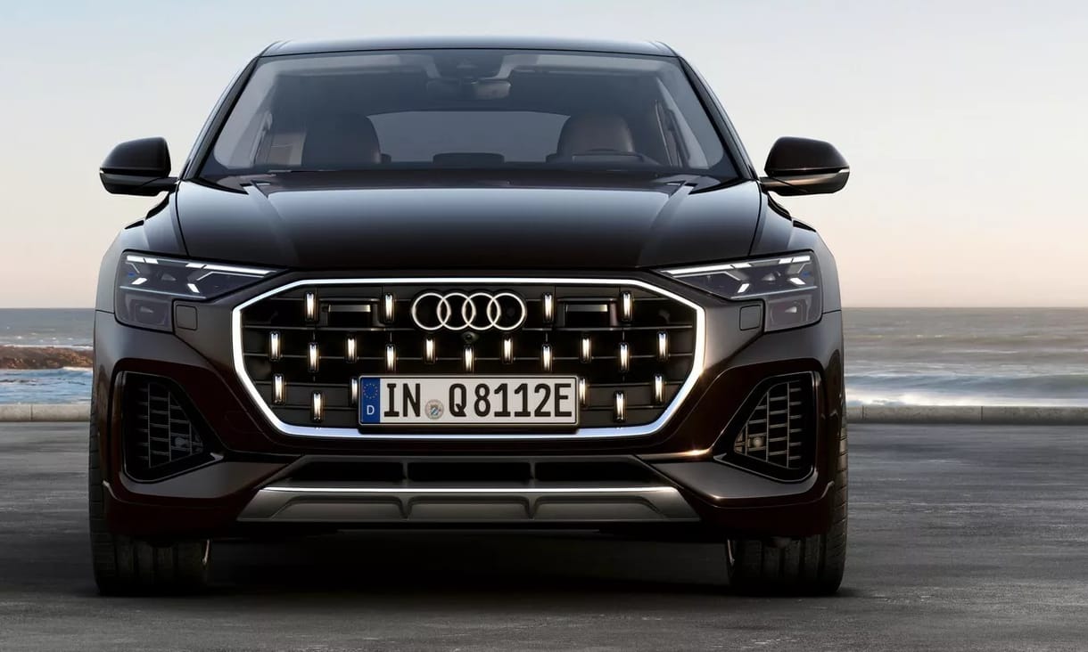 Polgárpukkasztó új 6 hengeres zöldrendszámos: itt a legújabb Audi Q8