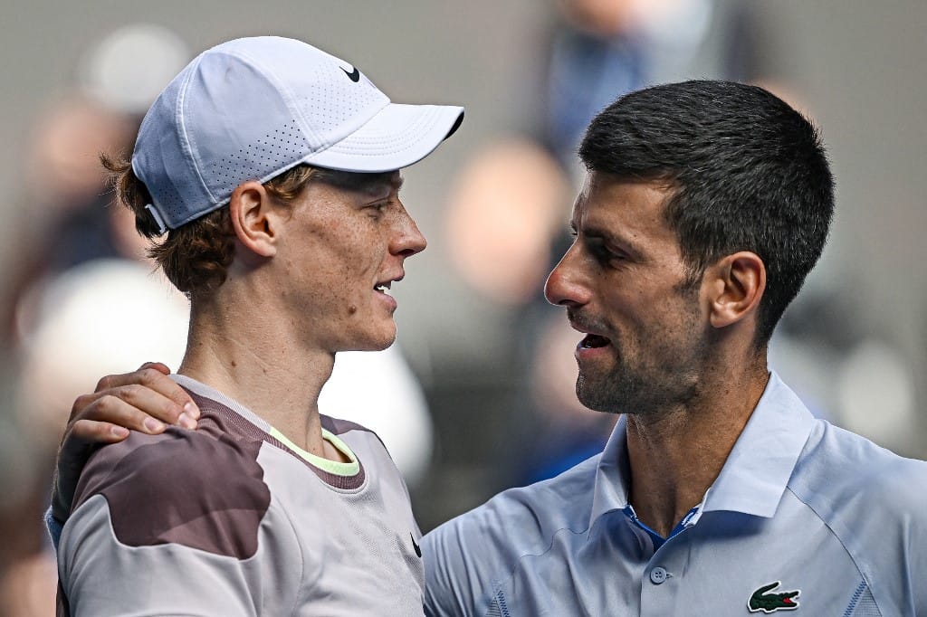 Bombameglepetés az Australian Openen: Sinner simán kiejtette Djokovicot