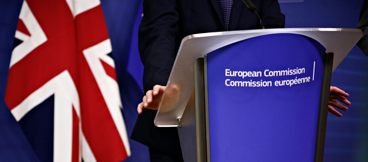 Brexit újratöltve: a brit kormány már tényleg nem vágna el minden szálat az EU-val
