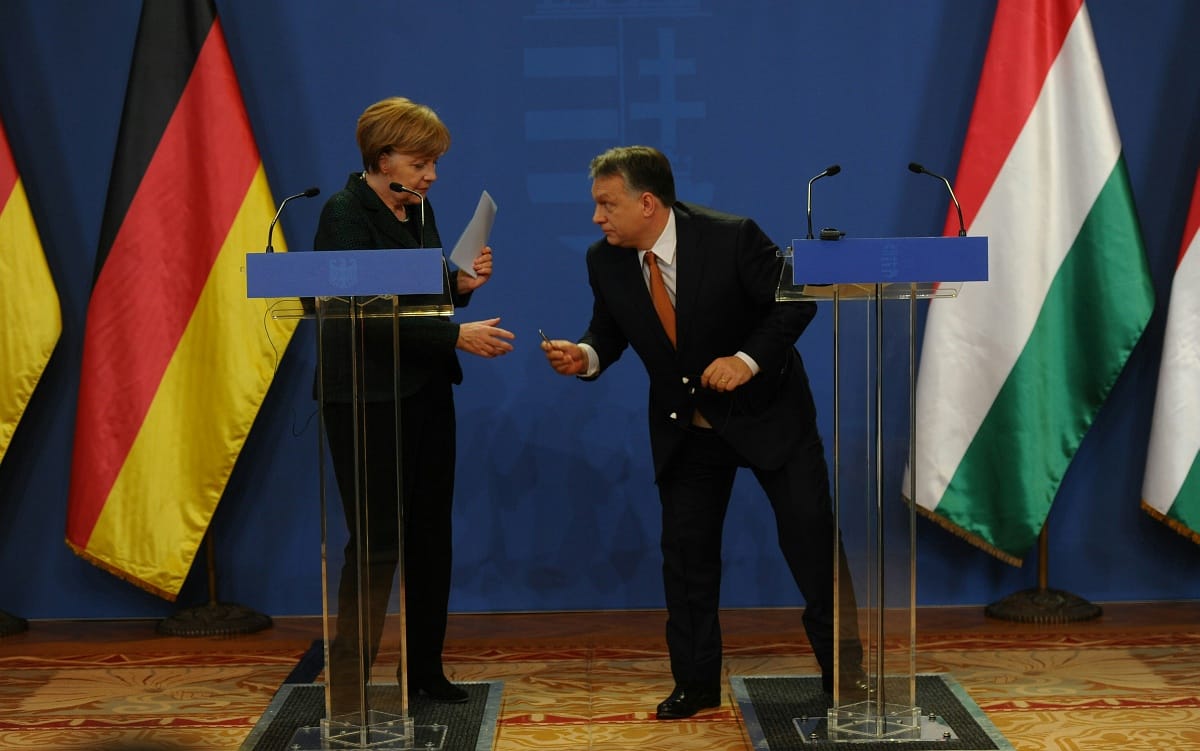 Merkel: Az illiberális szóval nem tudok mit kezdeni