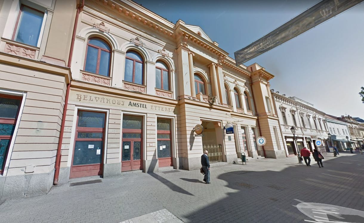 Pécsi épületeket is kap Tombor András tehetséggondozója