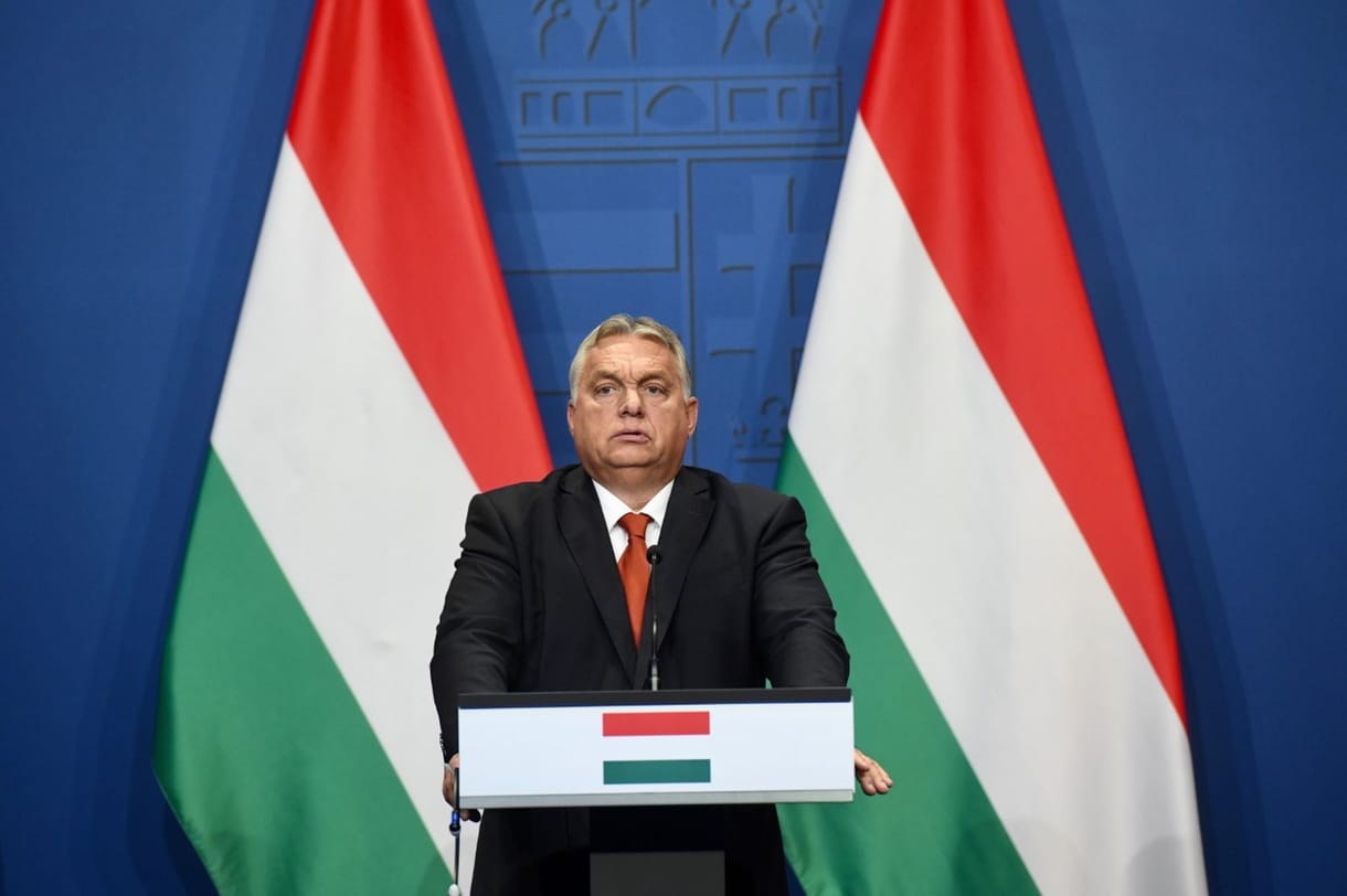 Orbán Viktor a német kancellárral tárgyal hétfőn